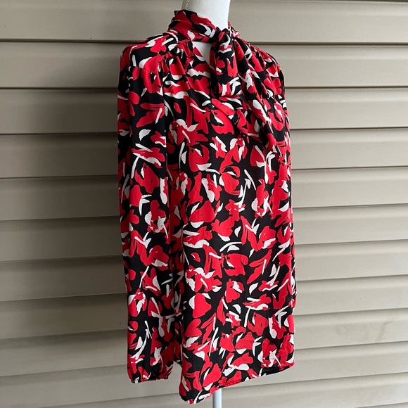 •The Limited• Abstract Popover Blouse with Bow - Size 3X - Picture 4 of 8